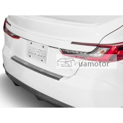 Накладка на задній бампер Weathertech Toyota Camry XV80