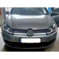 Решітка радіатора стиль GTI VW Golf 6 LED Решітка радіатора стиль GTI VW Golf 6 LED