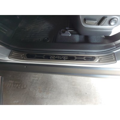 Накладки на пороги Toyota Rav4 2019+ 