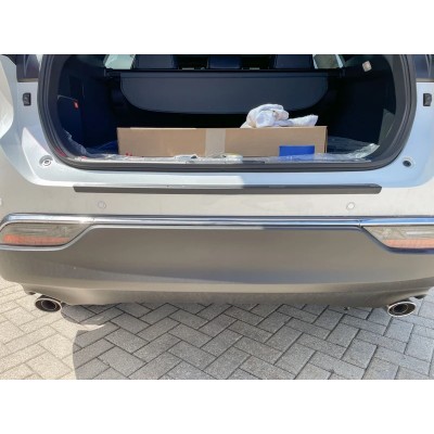 Накладка на задній бампер Weathertech Toyota Venza 2021+ Накладка на задній бампер Weathertech Toyota Venza 2021+