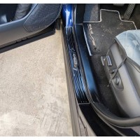 Накладки на пороги чорні Toyota Rav4 2019+ Накладки на пороги чорні Toyota Rav4 2019+