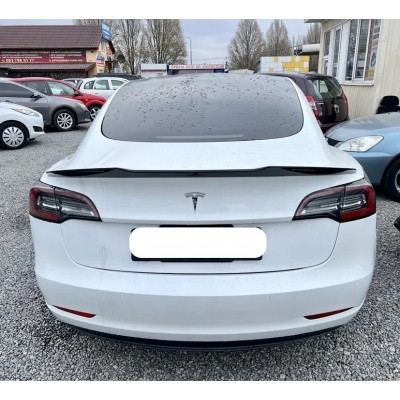 Спойлер чорний Tesla Model Y