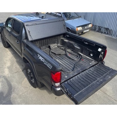Кришка кузова складна Toyota Tacoma 2016+ Кришка кузова складна Toyota Tacoma 2016+