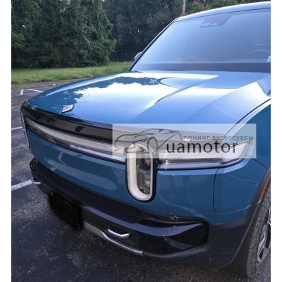 Дефлектор капота AVS Aeroskin Rivian R1T