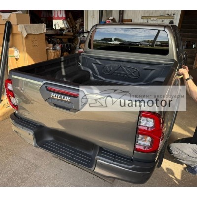 Вкладиш в кузов Toyota Hilux 2015+