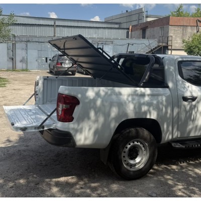 Кришка кузова з дугами Toyota Hilux 2015+ Кришка кузова з дугами Toyota Hilux 2015+