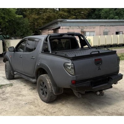 Кришка кузова з дугами Mitsubishi L200 Кришка кузова з дугами Mitsubishi L200