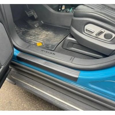 Накладки на пороги Weathertech Rivian R1S