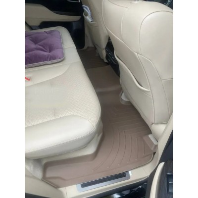 Килим бежевий WeatherTech Toyota Land Cruiser 300 задній Килим бежевий WeatherTech Toyota Land Cruiser 300 задній