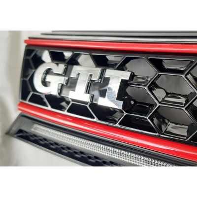 Решітка радіатора стиль GTI VW Golf 6 LED