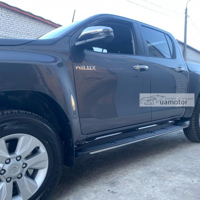 Бічні пороги Aeroklas Toyota Hilux 2015+