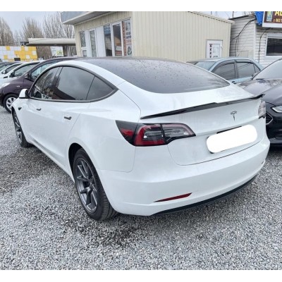 Спойлер чорний Tesla Model Y