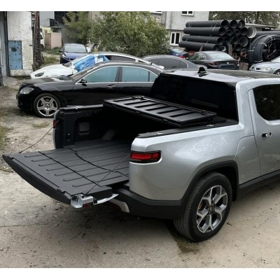 Силова двосекційна кришка кузова Rivian R1T Силова двосекційна кришка кузова Rivian R1T