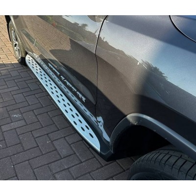 Пороги оригінальний дизайн Jeep Grand Cherokee 2010+
