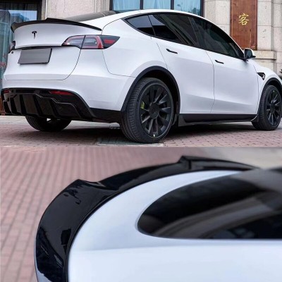 Тюнінг обвіс Tesla Model Y