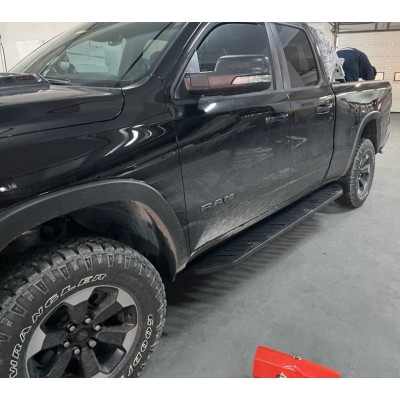 Бічні підніжки Dodge Ram 2009+ Бічні підніжки Dodge Ram 2009+