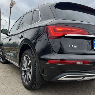 Бризковики AVTM Audi Q5 2017+