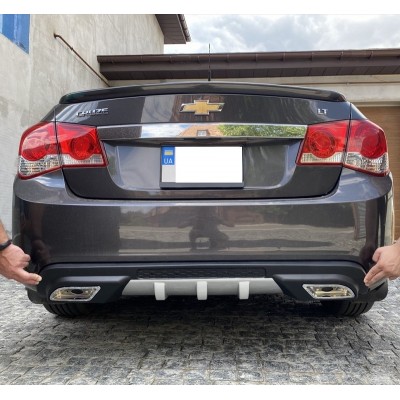 Накладка заднього бампера Chevrolet Cruze 2009-2016 Накладка заднього бампера Chevrolet Cruze 2009-2016