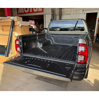 Вкладиш в кузов Toyota Hilux 2015+ Вкладиш в кузов Toyota Hilux 2015+