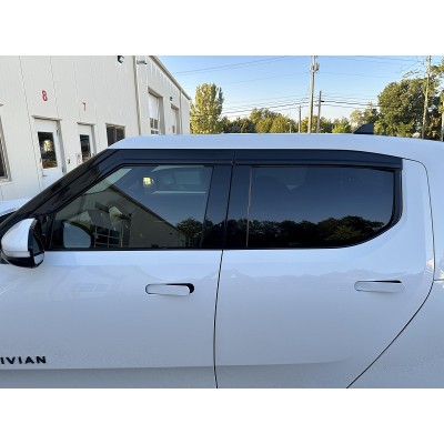 Дефлектори вікон AVS Low Pro Rivian R1T Дефлектори вікон AVS Low Pro Rivian R1T